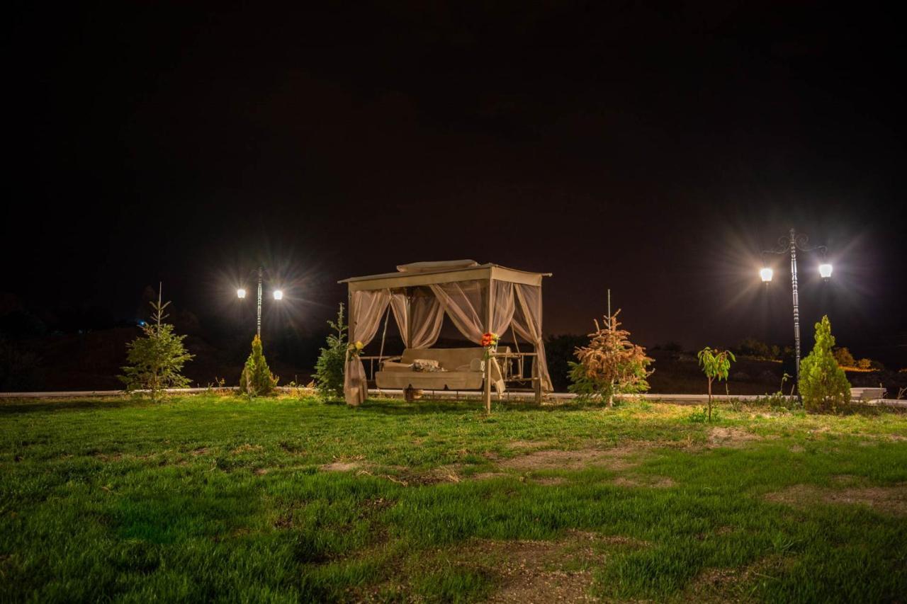 Sobek Stone House Cappadocia Bed & Breakfast เนฟซิเฮียร์ ภายนอก รูปภาพ
