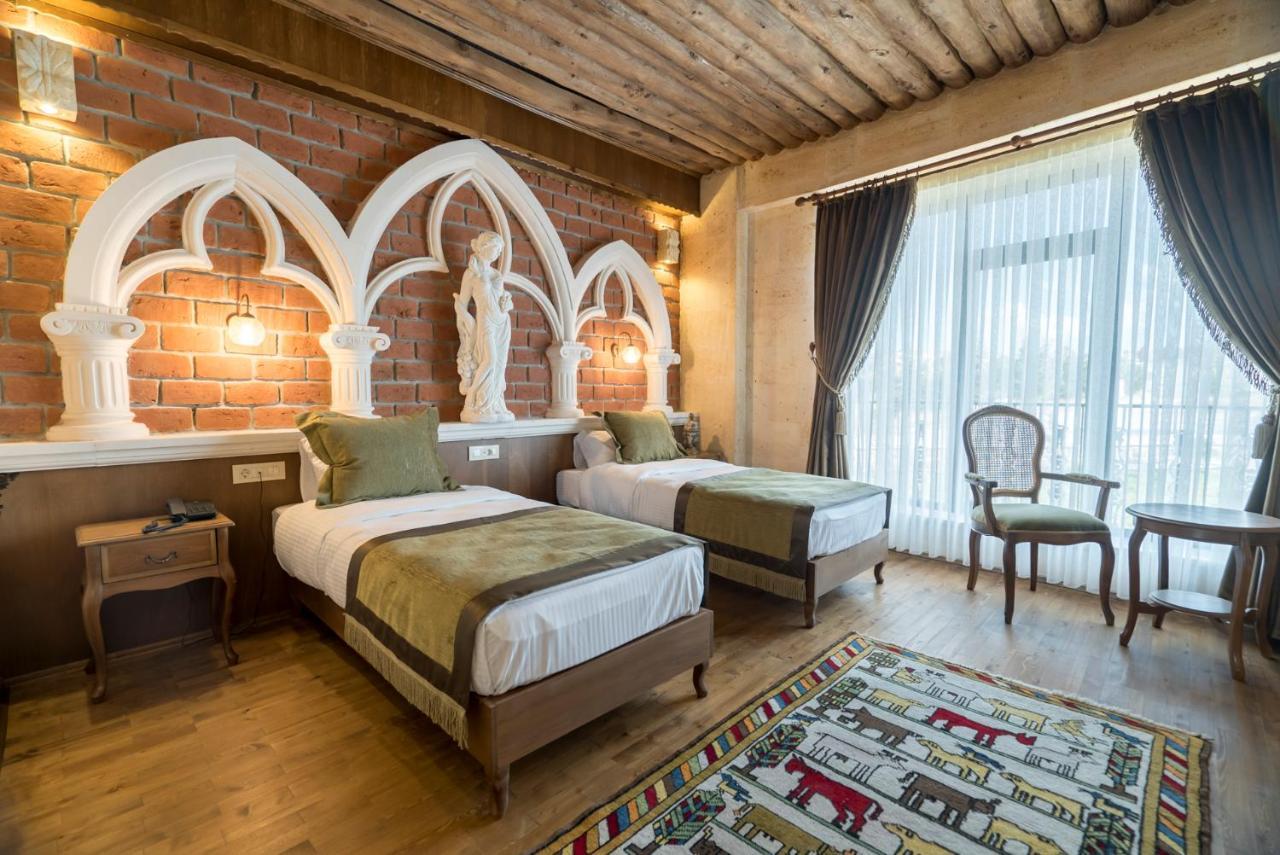 Sobek Stone House Cappadocia Bed & Breakfast เนฟซิเฮียร์ ห้อง รูปภาพ