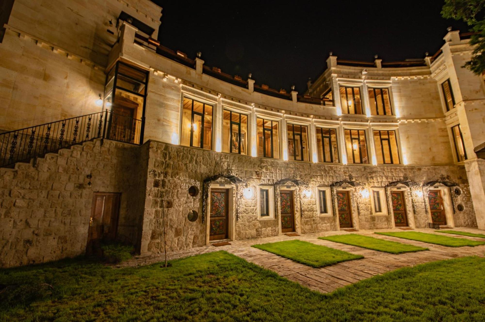 Sobek Stone House Cappadocia Bed & Breakfast เนฟซิเฮียร์ ภายนอก รูปภาพ
