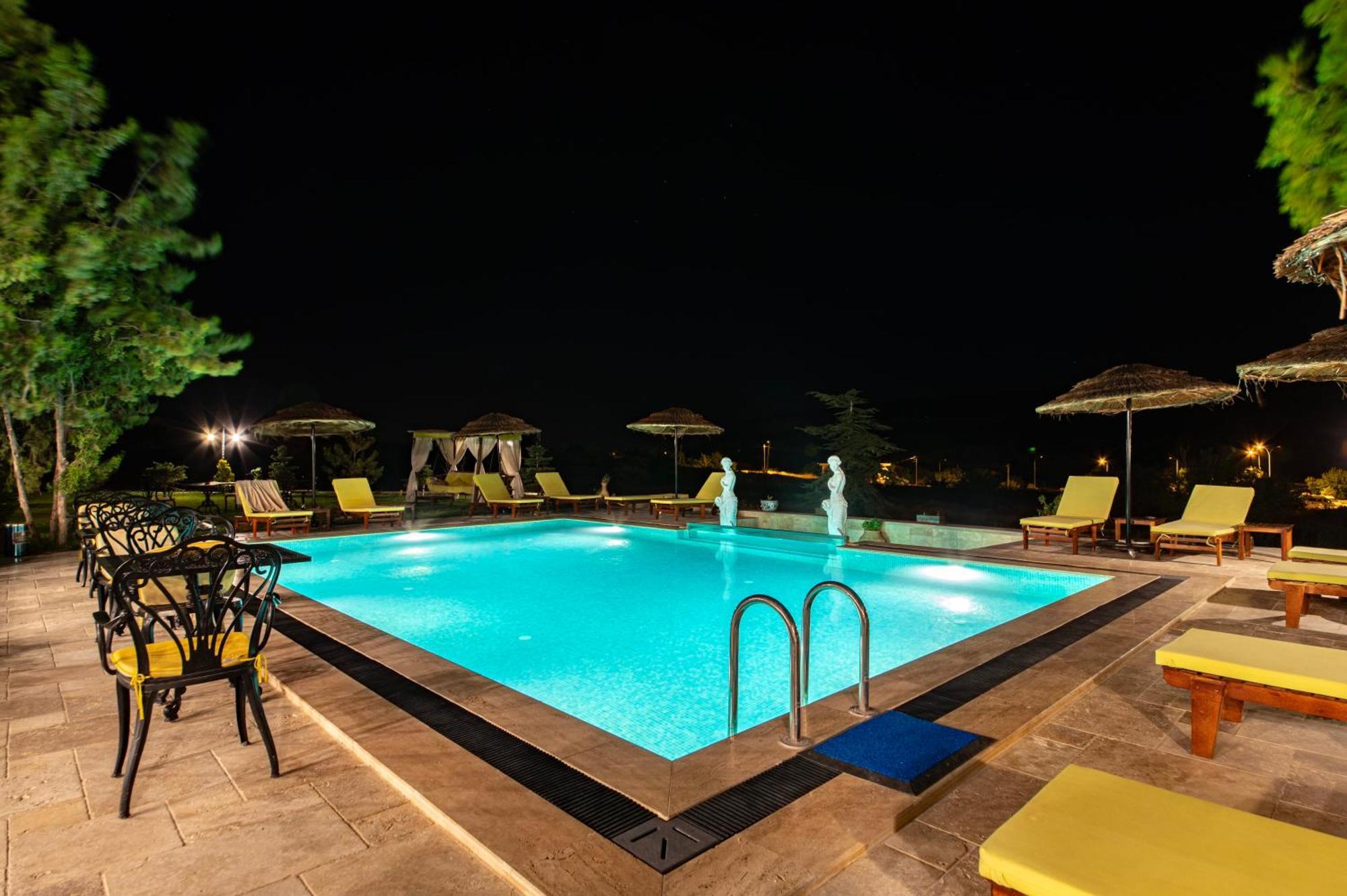 Sobek Stone House Cappadocia Bed & Breakfast เนฟซิเฮียร์ ภายนอก รูปภาพ